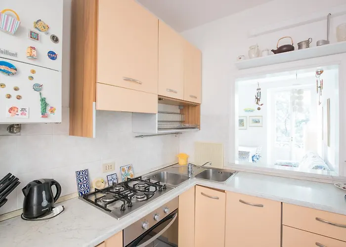 Della Piazza ليفانتو