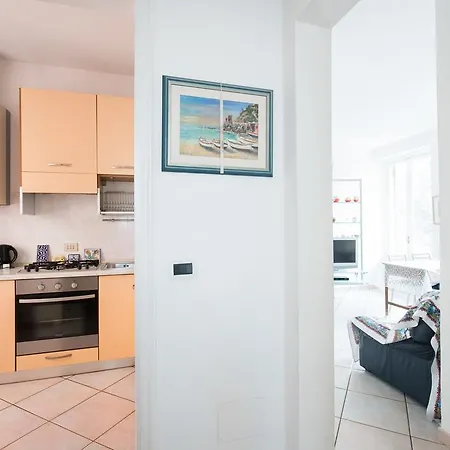 Della Piazza לבנטו