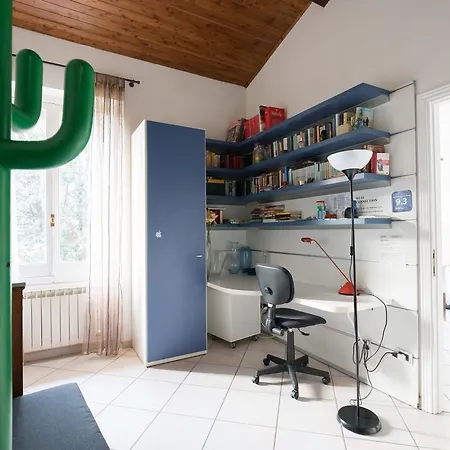 Della Piazza לבנטו